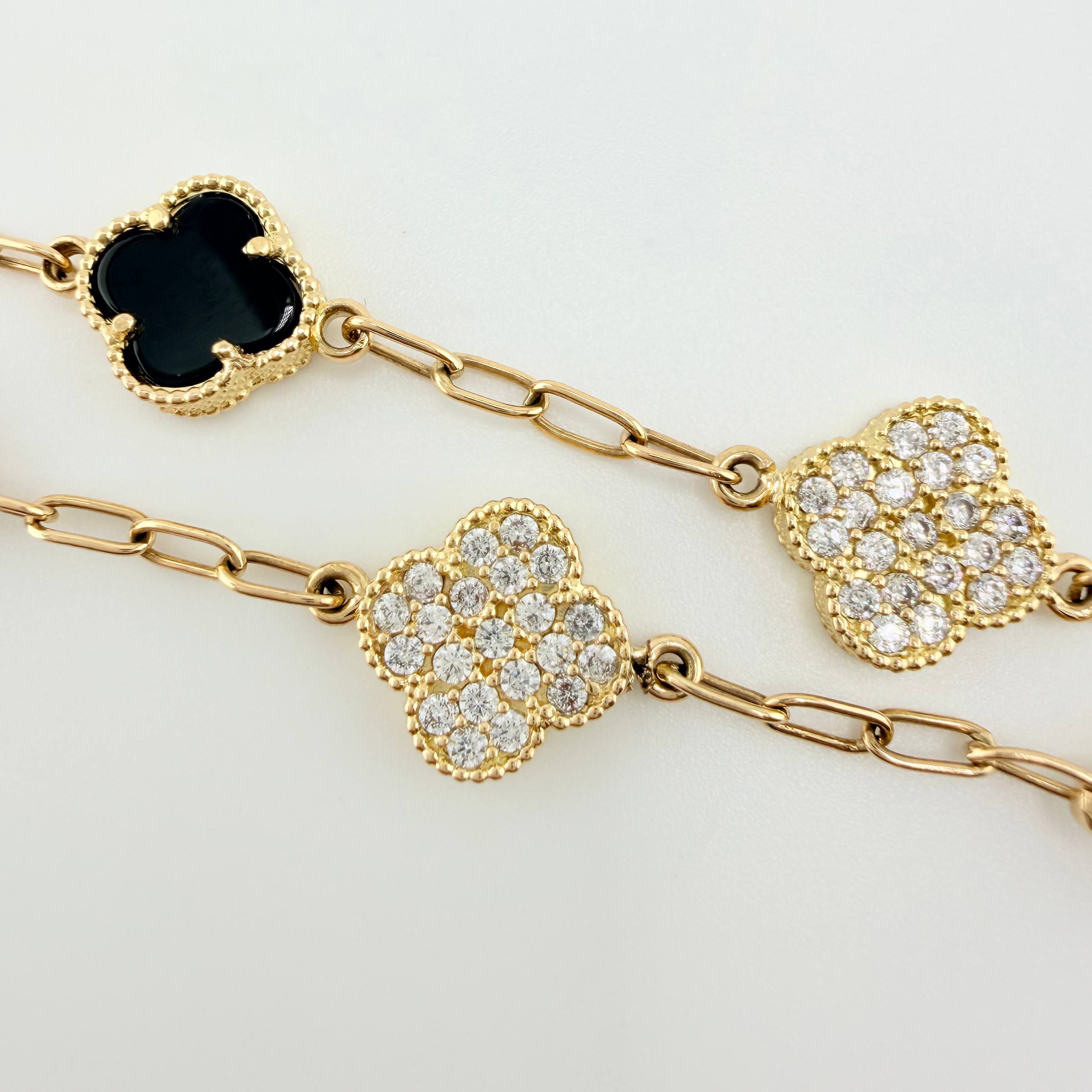 Pulso Trebol Onix Negro Circones Blancos 8gr / 7 in / 10.7mm Oro Amarillo Nac.Esp. 18K