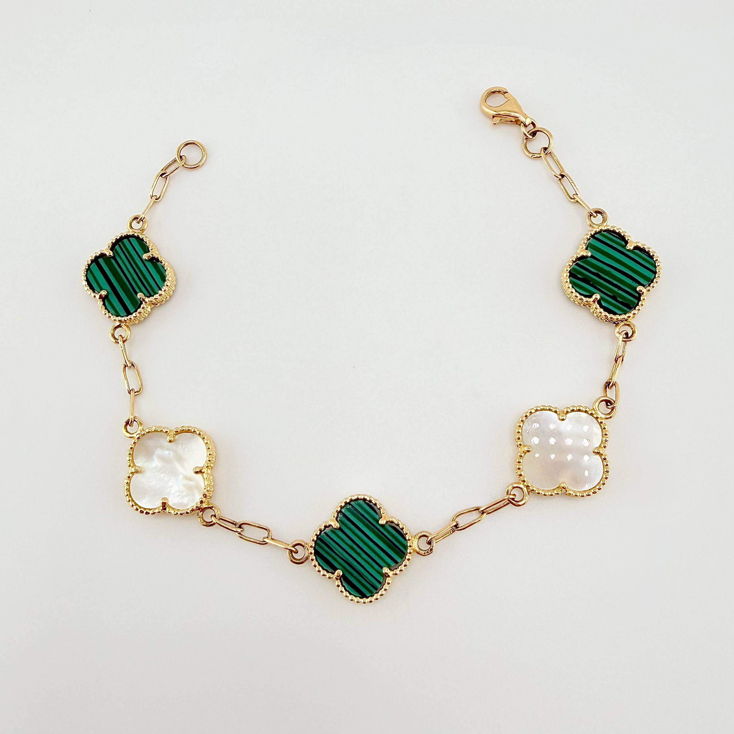 Pulso Trebol Nacar Blanco Malaquita Verde 9.05gr / 7 in / 13.8mm Oro Amarillo Nac.Esp. 18K