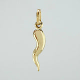 Dije Chile Jalapeño 0.95gr / 1 in / Oro Amarillo +4 18K *