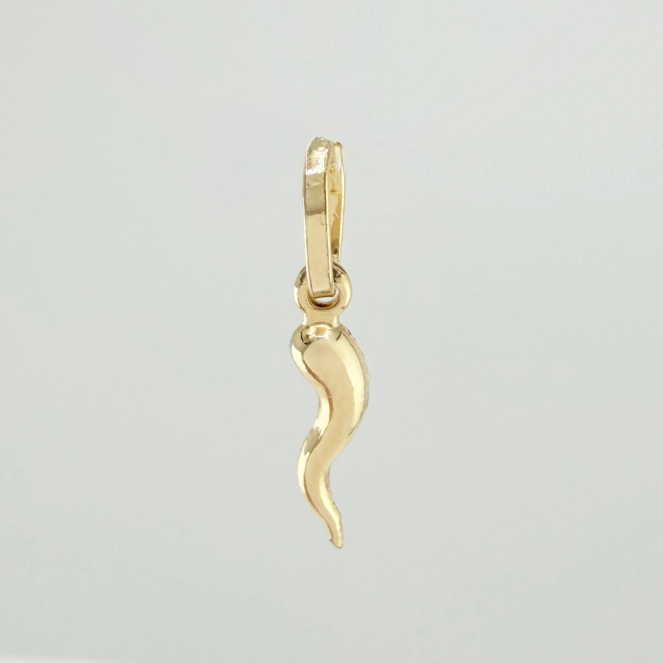 Dije Chile Jalapeño 0.45gr / 3/4 in / Oro Amarillo +4 18K ©
