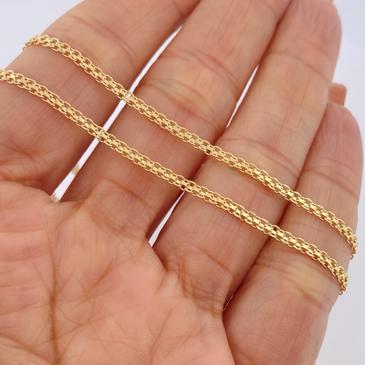 Cadena China 3gr / 19 3/4 in / 2.3mm Oro Amarillo +1 18K $