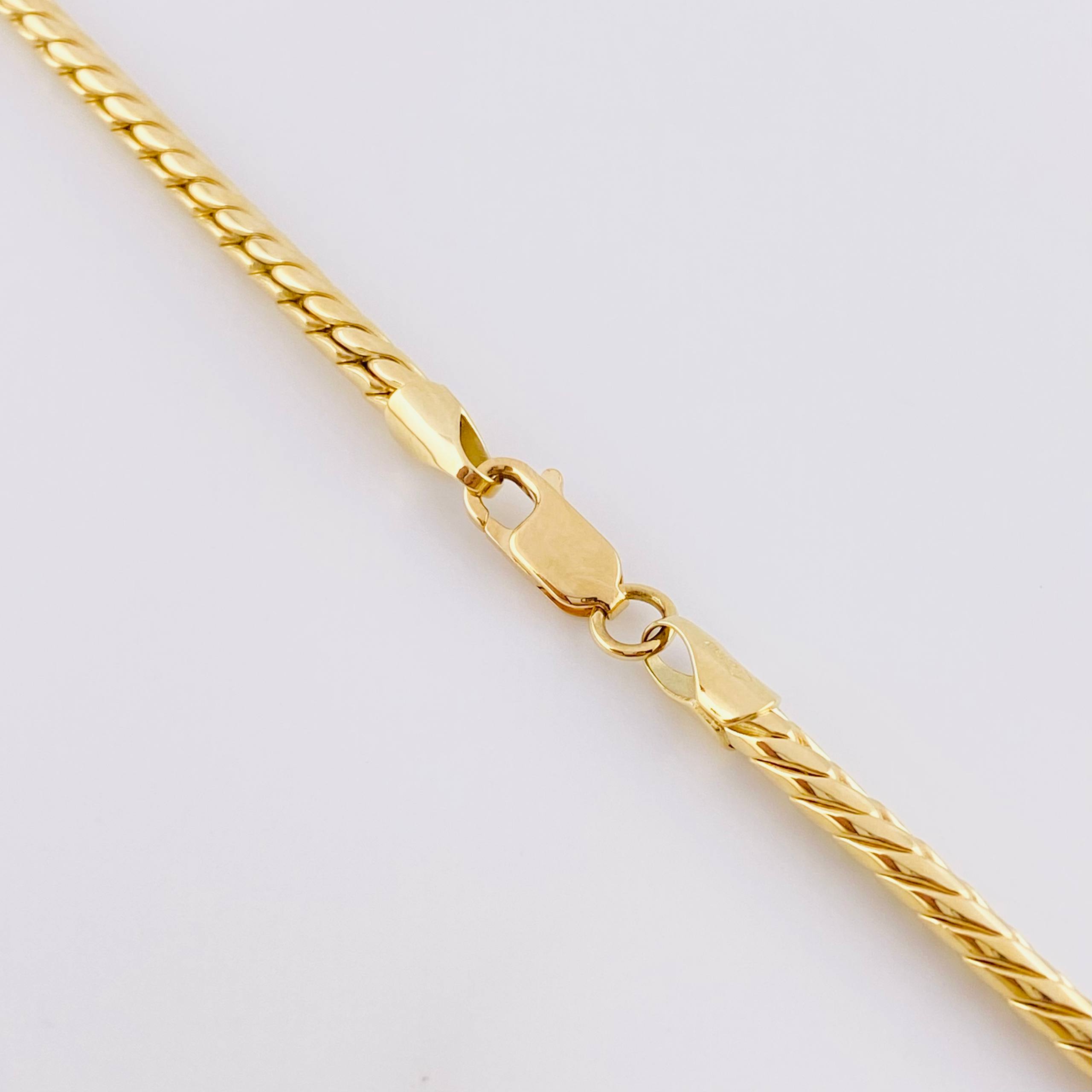 Cadena Serpiente 14.5 g / 23 1/2 in / 3.3 mm Oro Amarillo 18K