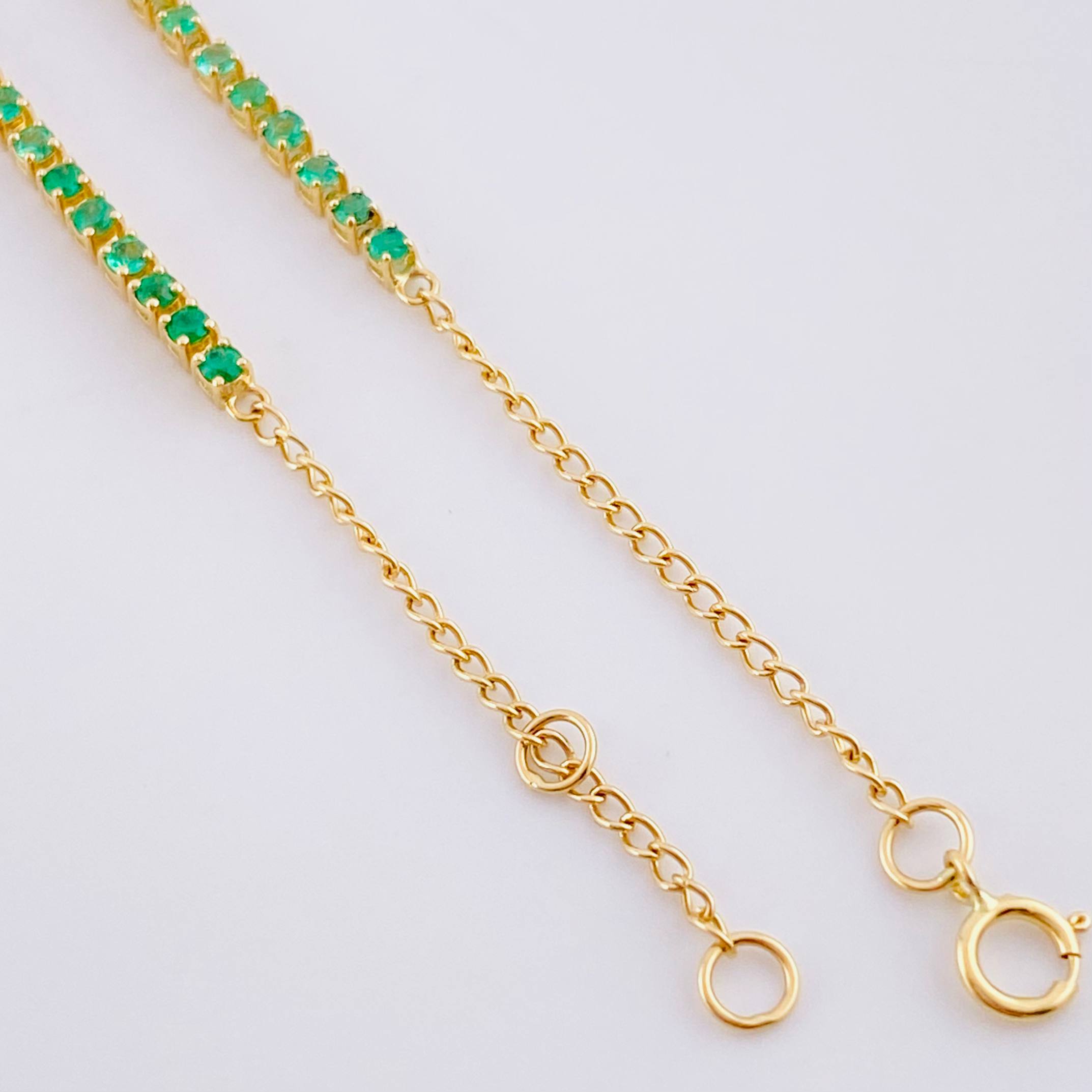 Tennis Bracelet Emeralds 80Pts 2.65 g / 7 in / 2 mm Yellow Gold 18K