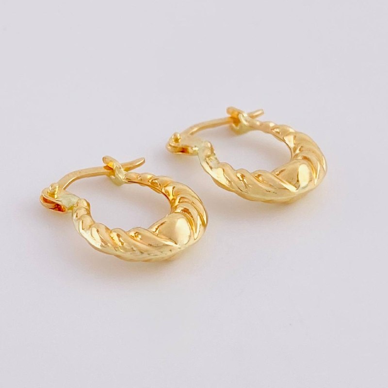 Candongas Marinilla 1.2 g / 3/4 in Oro Amarillo 18K