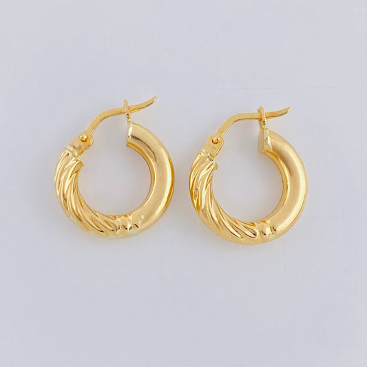 Candongas Adel Mitad Entorchadas 1.75 g / 3/4 in Oro Amarillo 18K