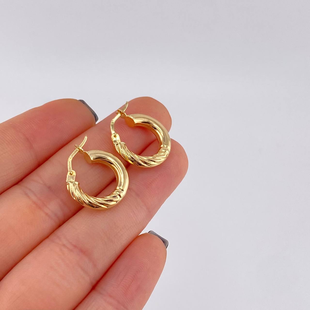 Candongas Adel Mitad Entorchadas 1.65 g / 3/4 in Oro Amarillo 18K