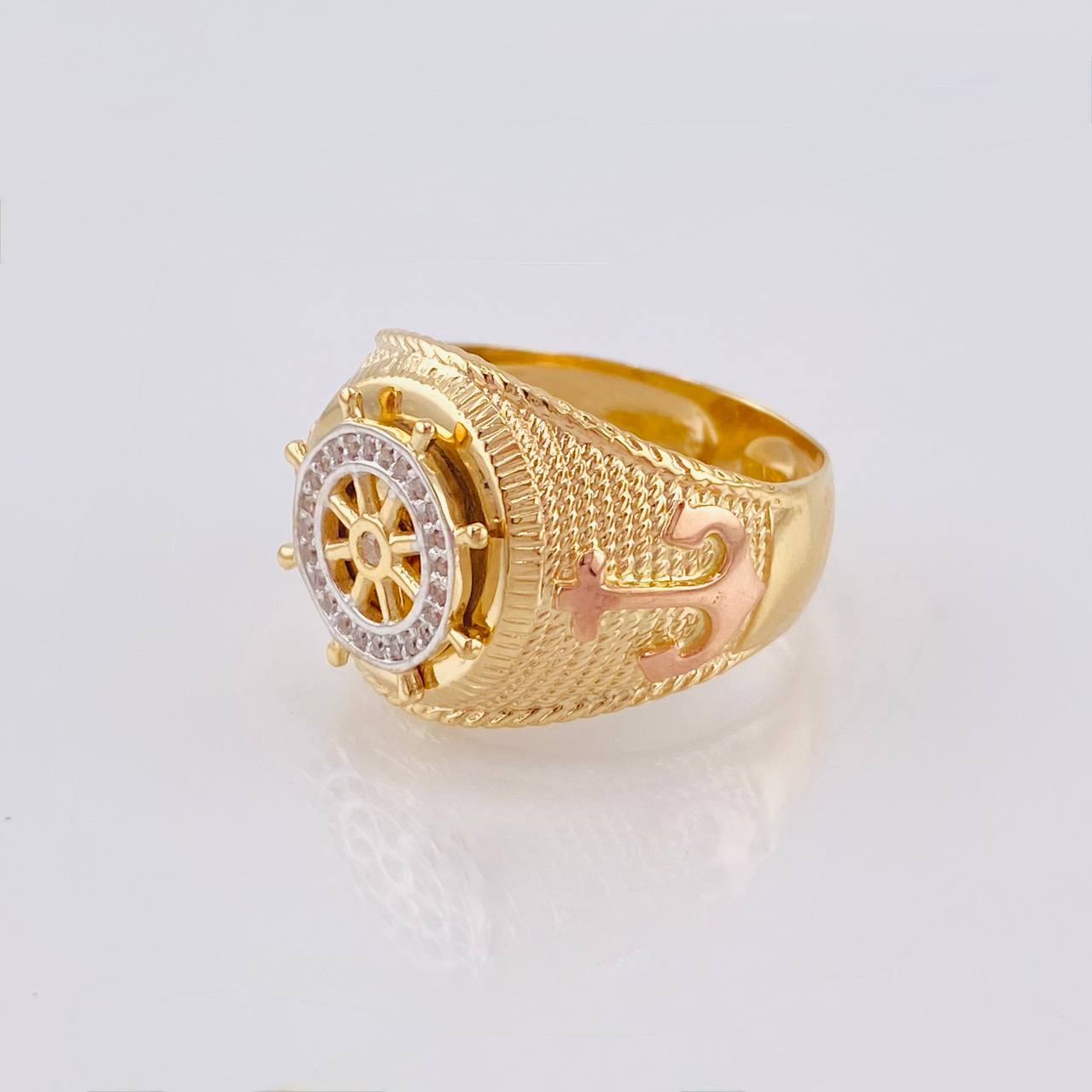 Ring Mobile Helm 7.25 g / T9 Three 18K Golds