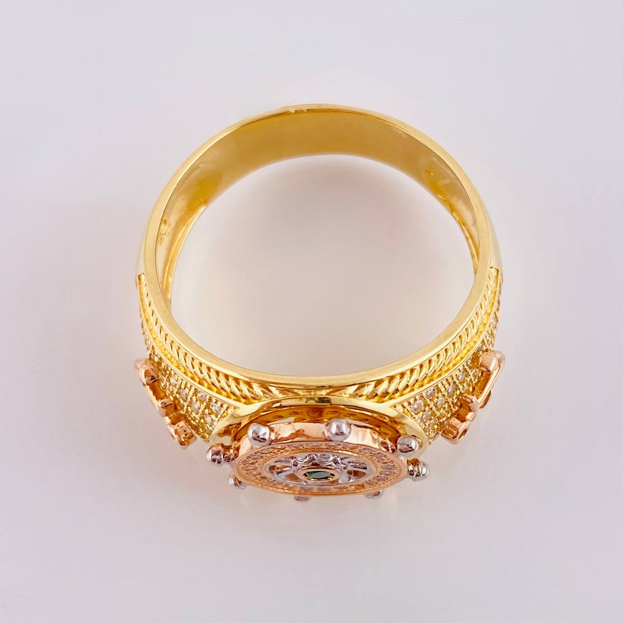 Mobile Helm Ring 9.7 g / T11 1/4 Three Golds 18K