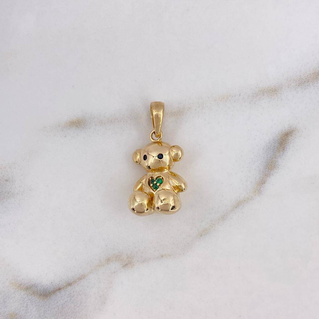 Dije Oso Corazon 4.95gr / 2.3cm / Circones Verdes Negros Oro Amarillo 18K &