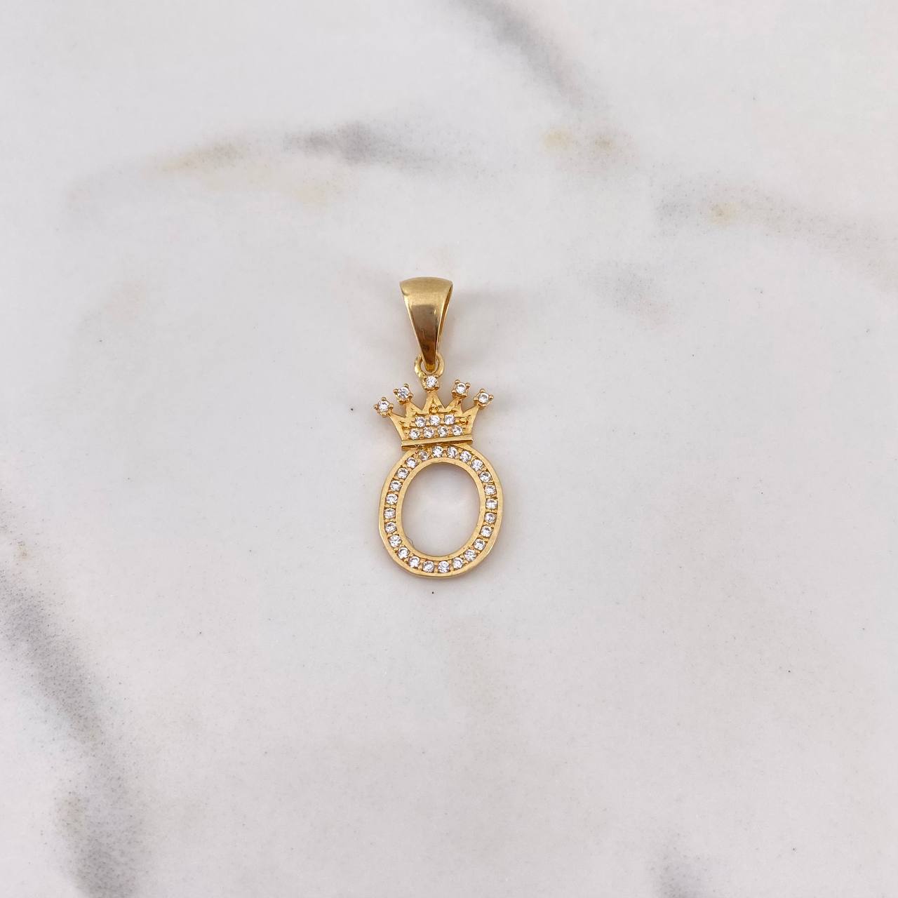 Pendant Letter O Crown 1.45gr / 2.7cm / White Zircons 18K Yellow Gold #