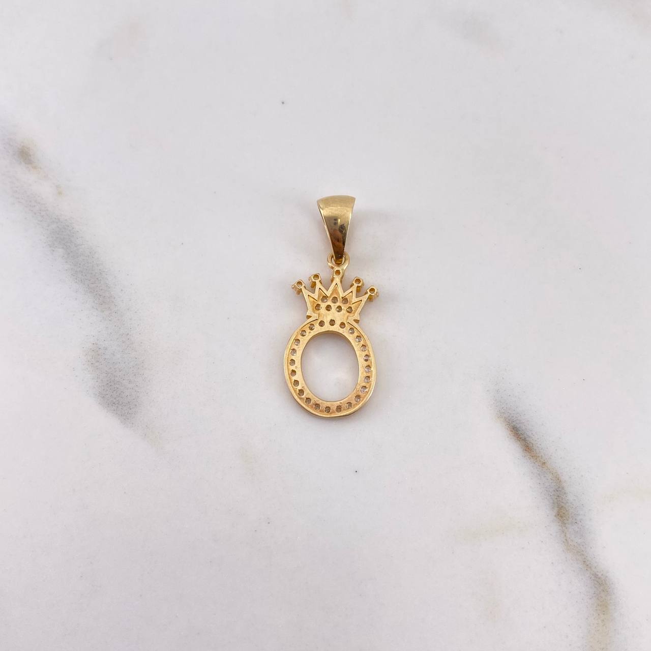 Pendant Letter O Crown 1.45gr / 2.7cm / White Zircons 18K Yellow Gold #