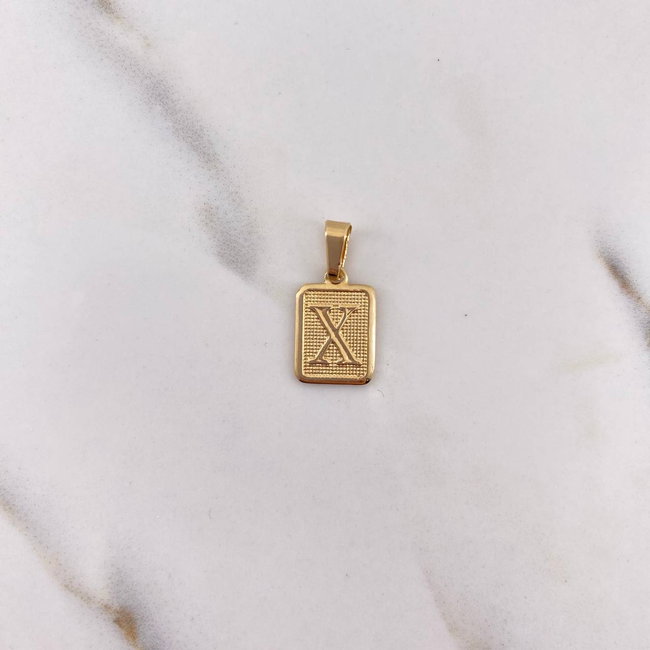 Pendant Letter X Plate 0.95gr / 1.9cm / Smooth Frame 18K Yellow Gold #