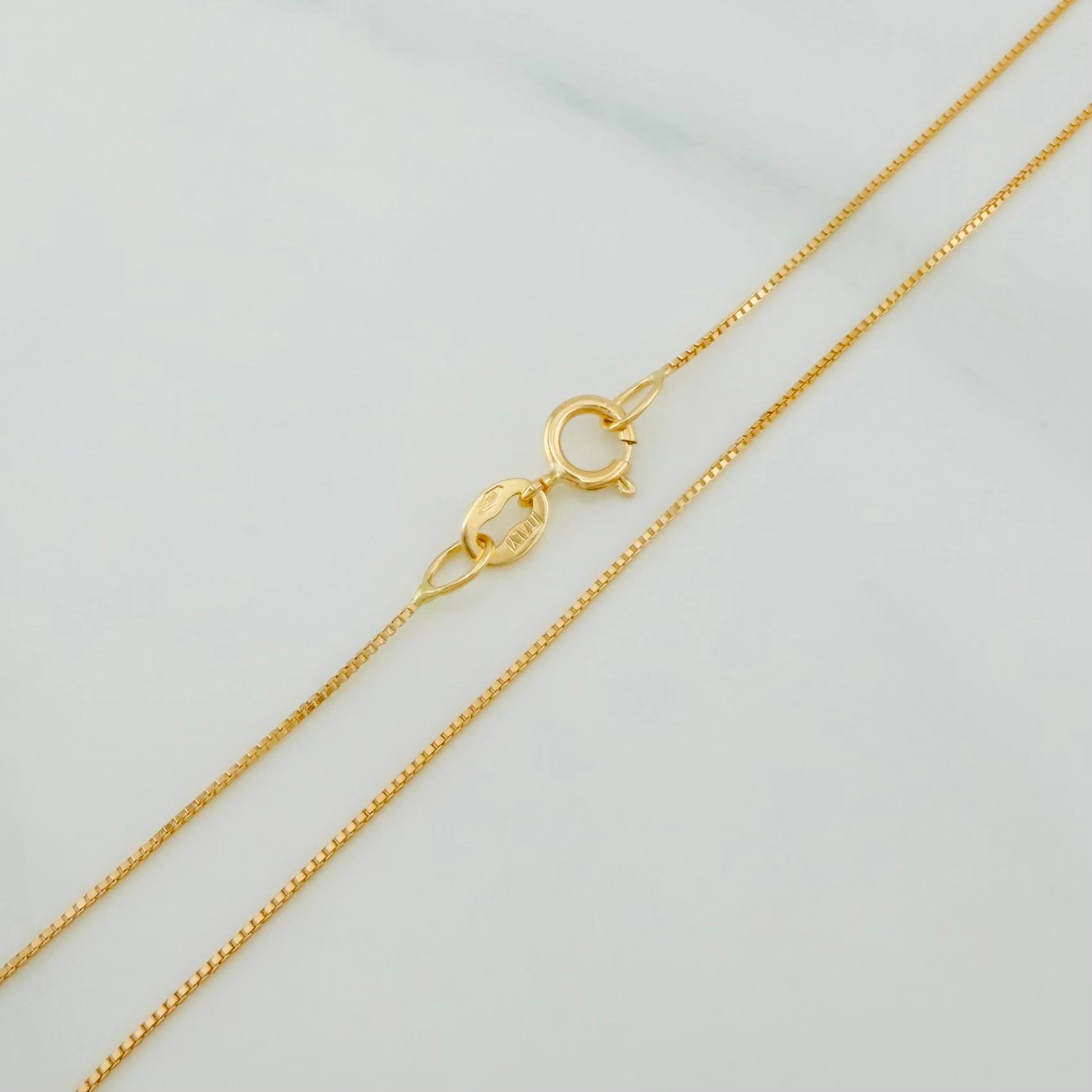 Venetian Chain Set + Three Graces Pendant / 1.75g / 18 in 18K Yellow Gold