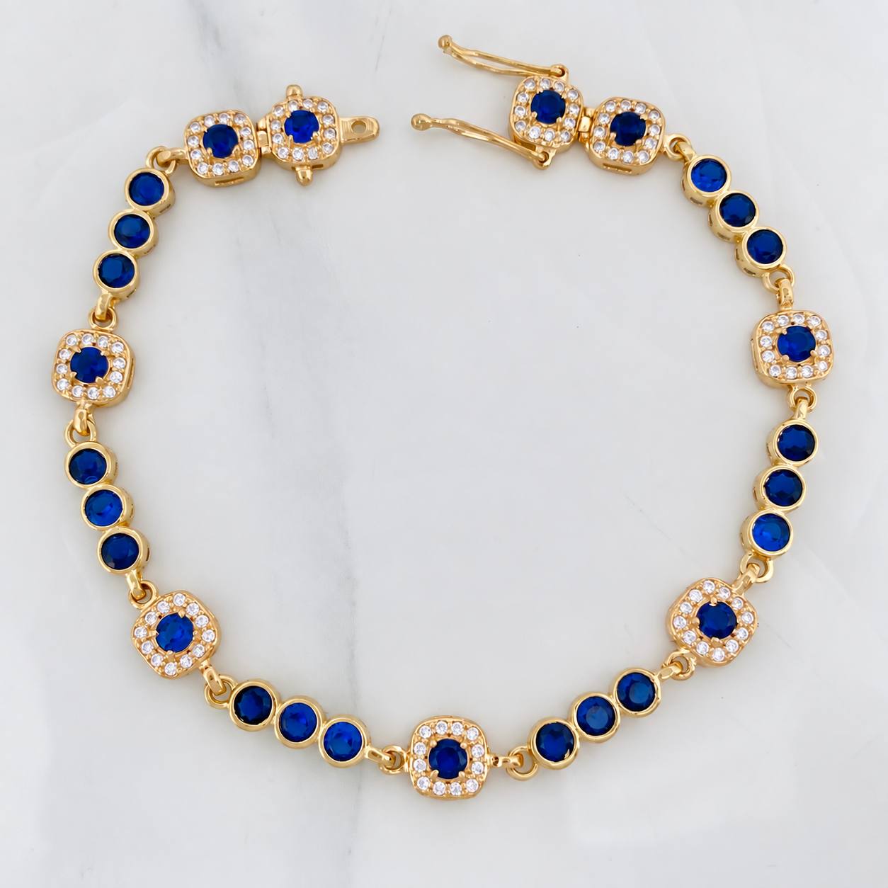 Tennis Bracelet Halo 8.9g / 6 3/4 in / 3.8mm Yellow Gold 18K
