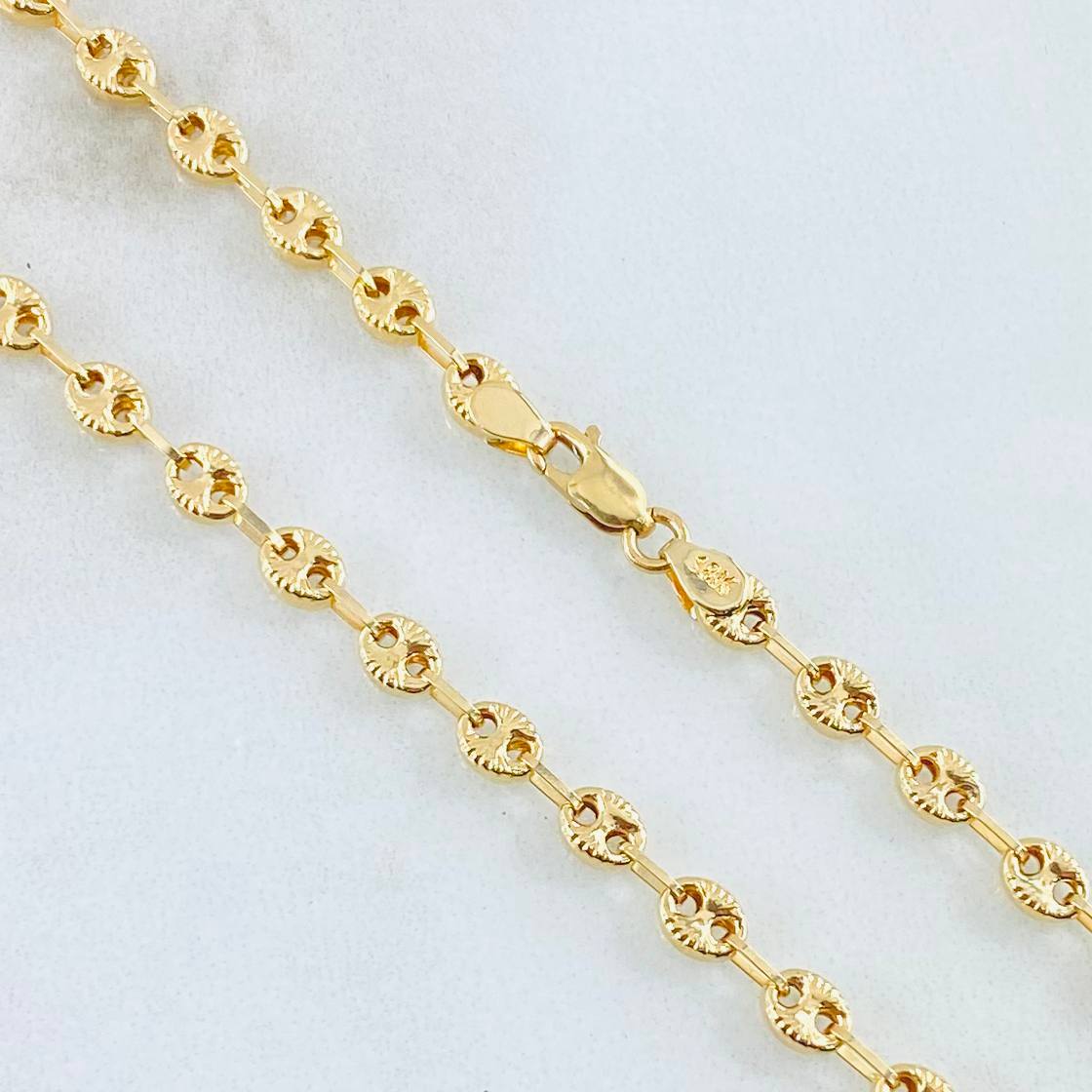Cadena GC 6.7gr / 17 3/4 in / Oro Amarillo 18K