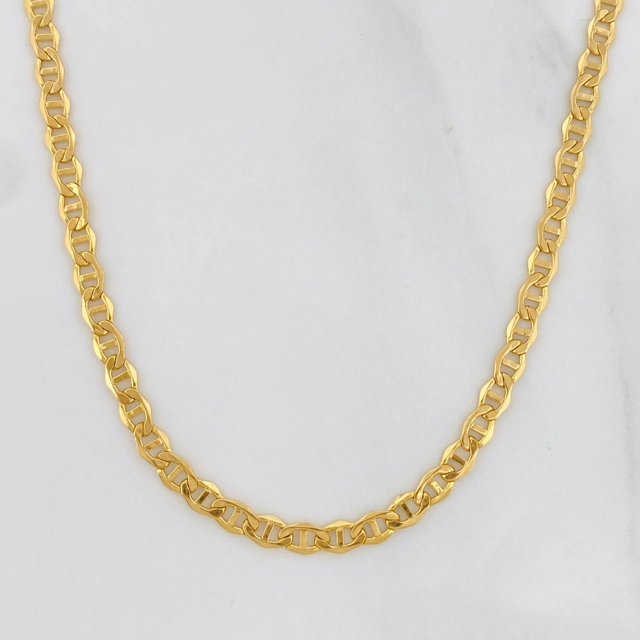 Flat Mariner Chain 2.9g / 20 in / 2.5mm 18K Yellow Gold