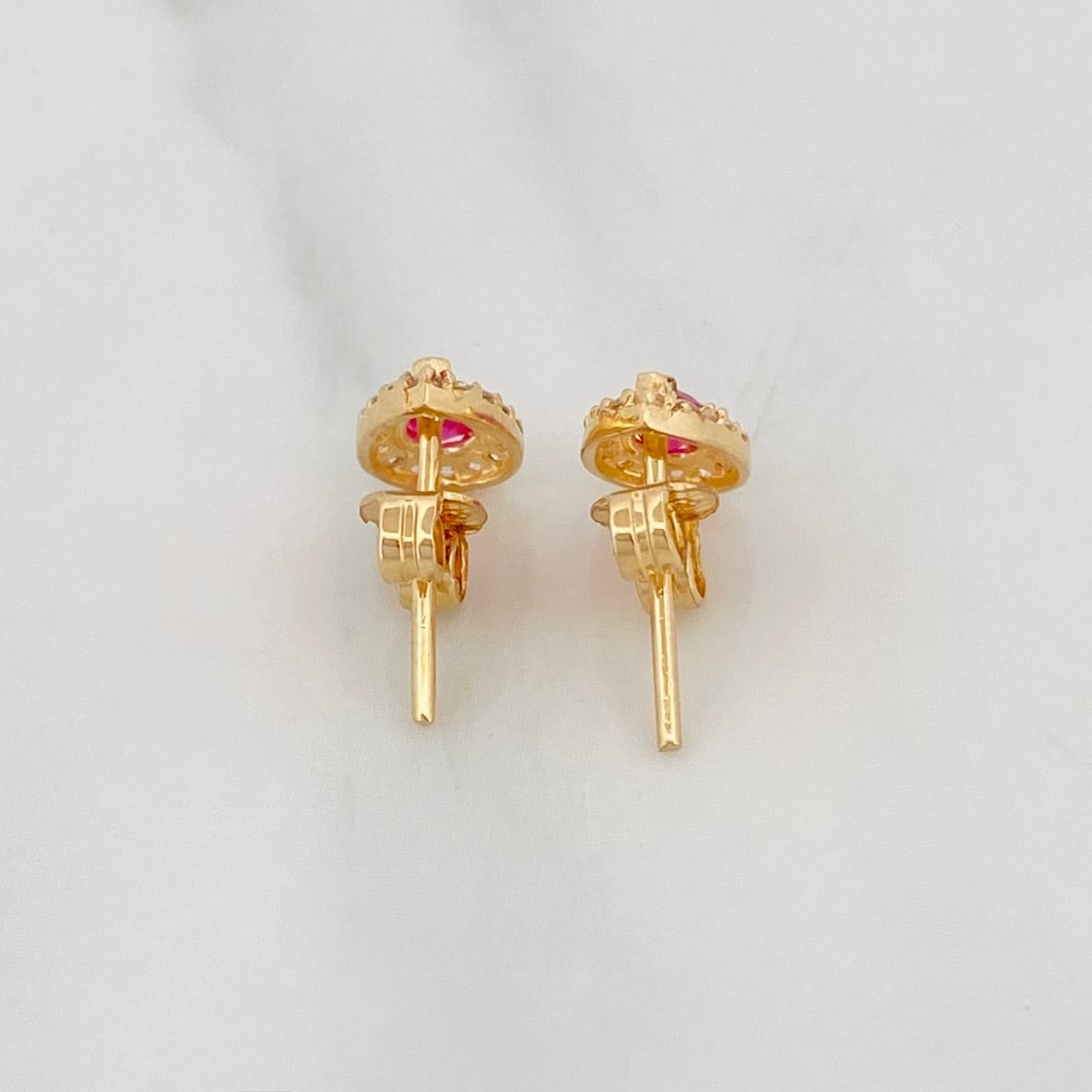 Topos Halo Lágrima 1.2g / in / 5.7mm Oro Amarillo 18K
