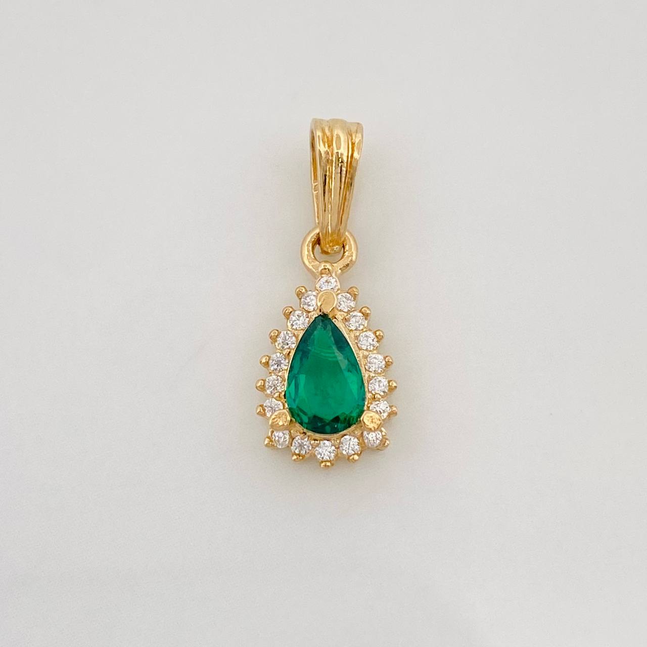 Tear Halo Pendant 1.1g / 3/4 in Yellow Gold 18K