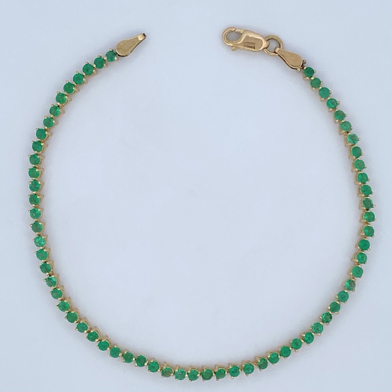 Tennis Bracelet Emeralds 6.2gr / 7 3/4 in / 18K Gold