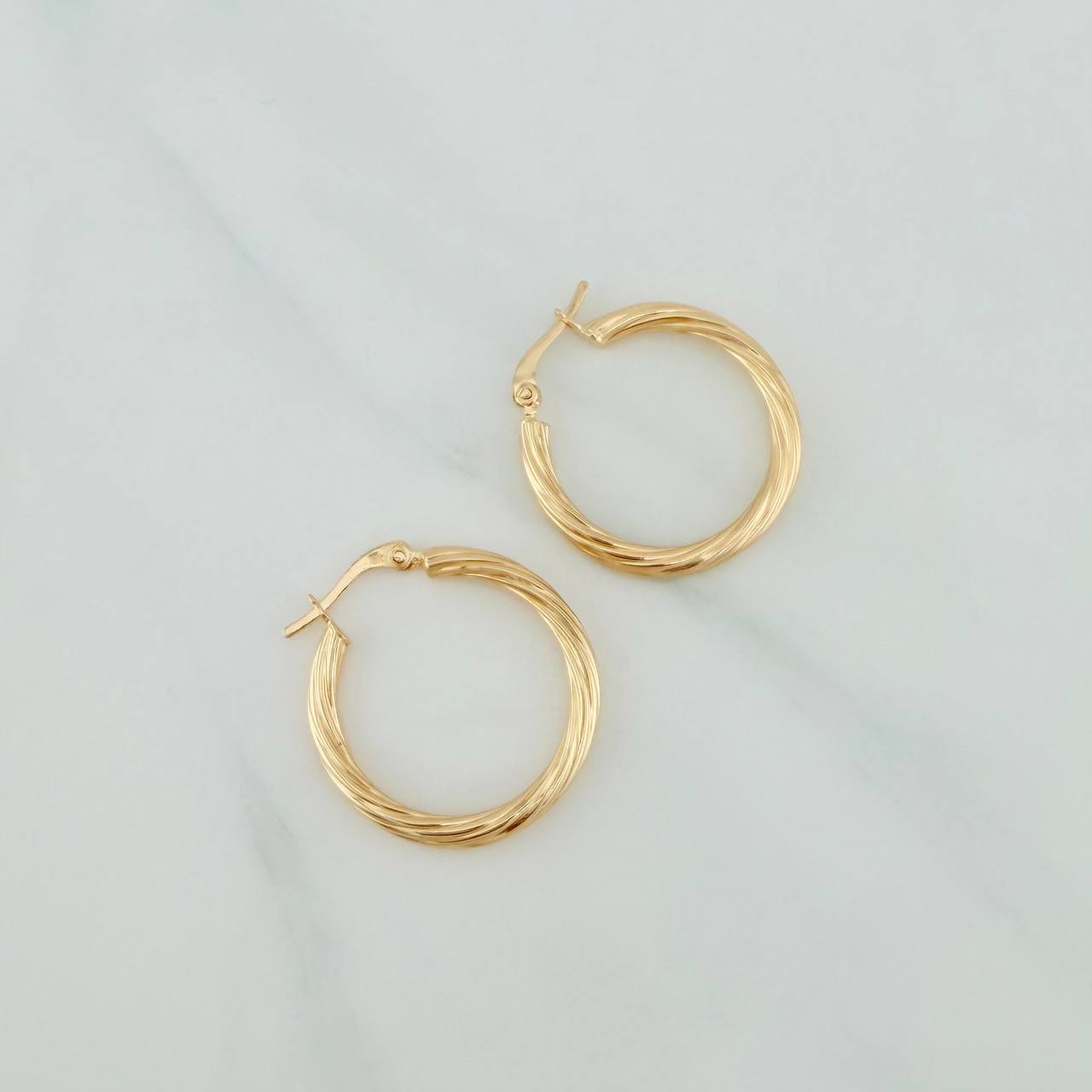 Candongas Mary 1.95gr / 1 in / Oro Amarillo 18K &