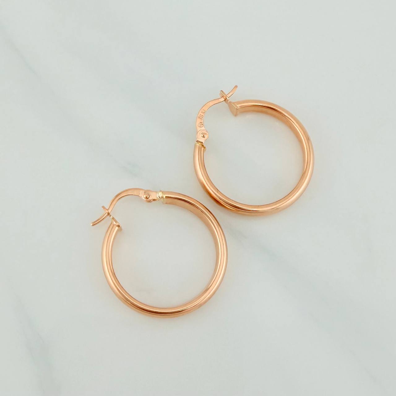 Candongas Nati 2.35gr / 2.6cm / Oro Rosa 18K $