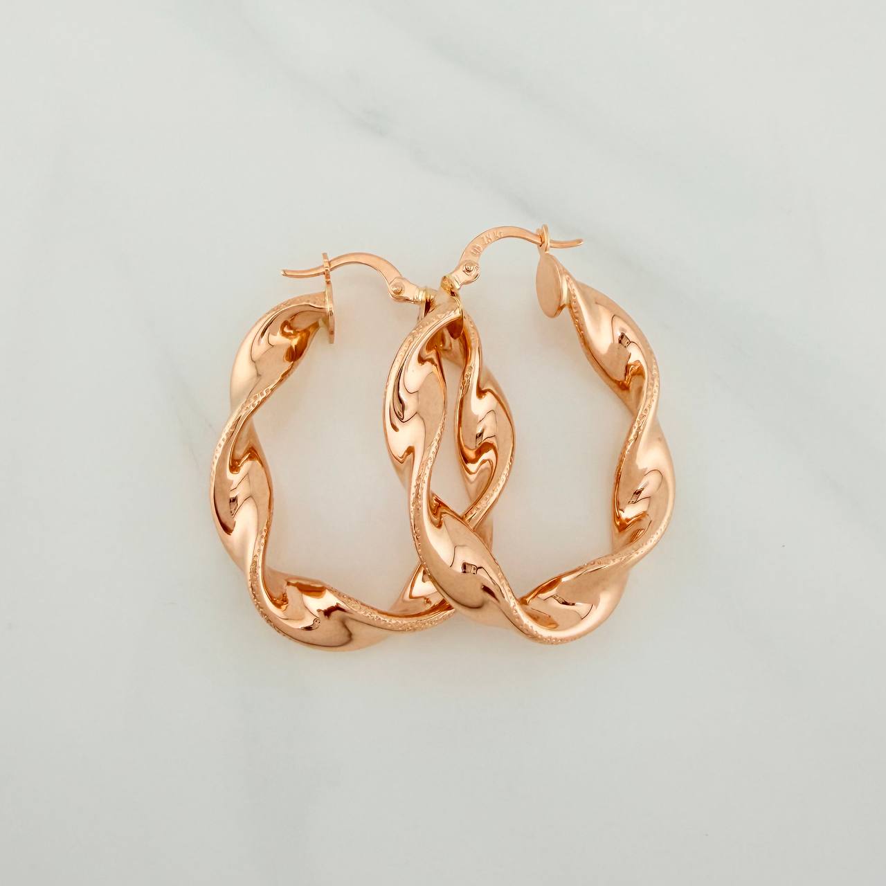 Candongas Demi 5.95gr / 4cm / Oro Rosa 18K $