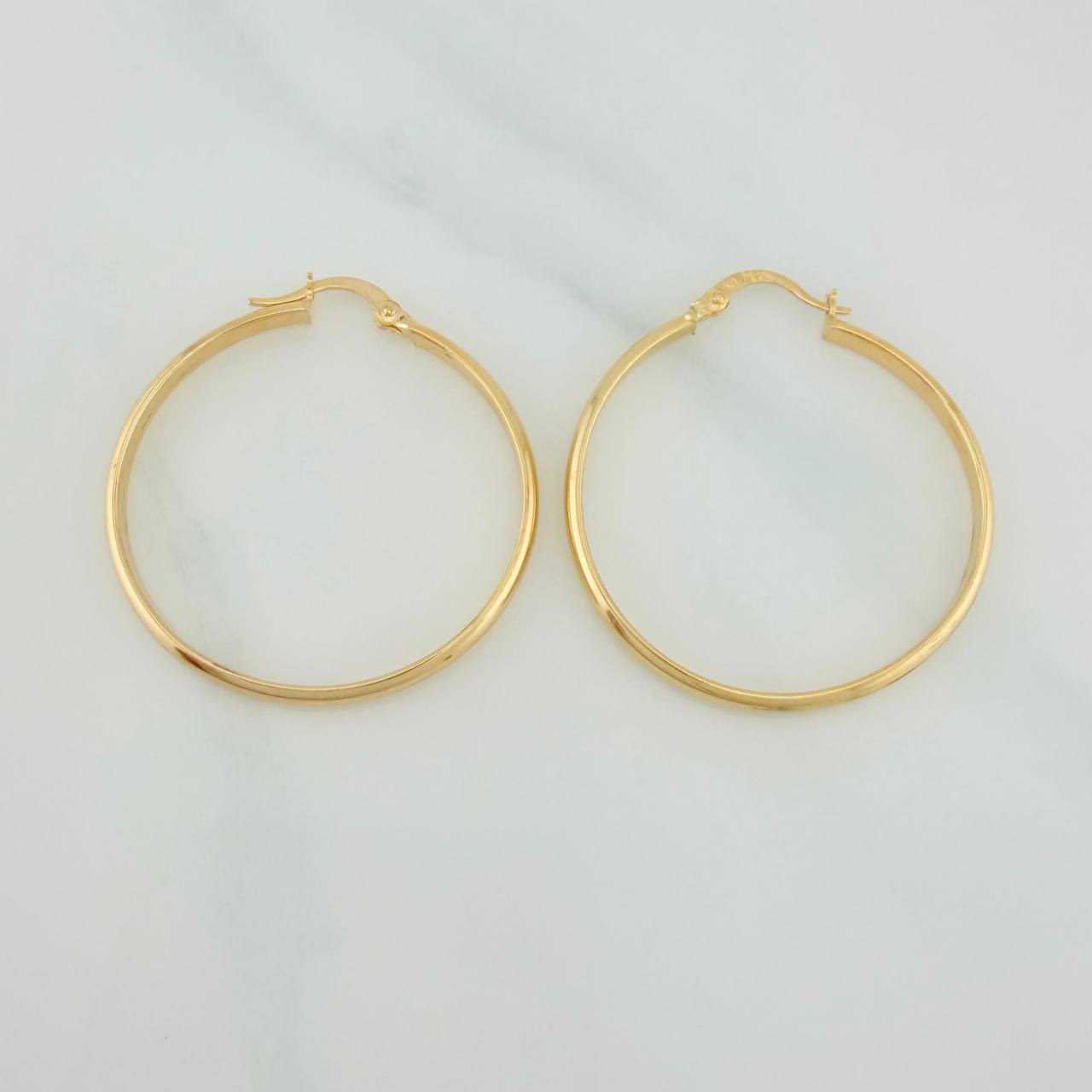 Candongas Nati 2.65gr / 4cm / Oro Amarillo 18K $