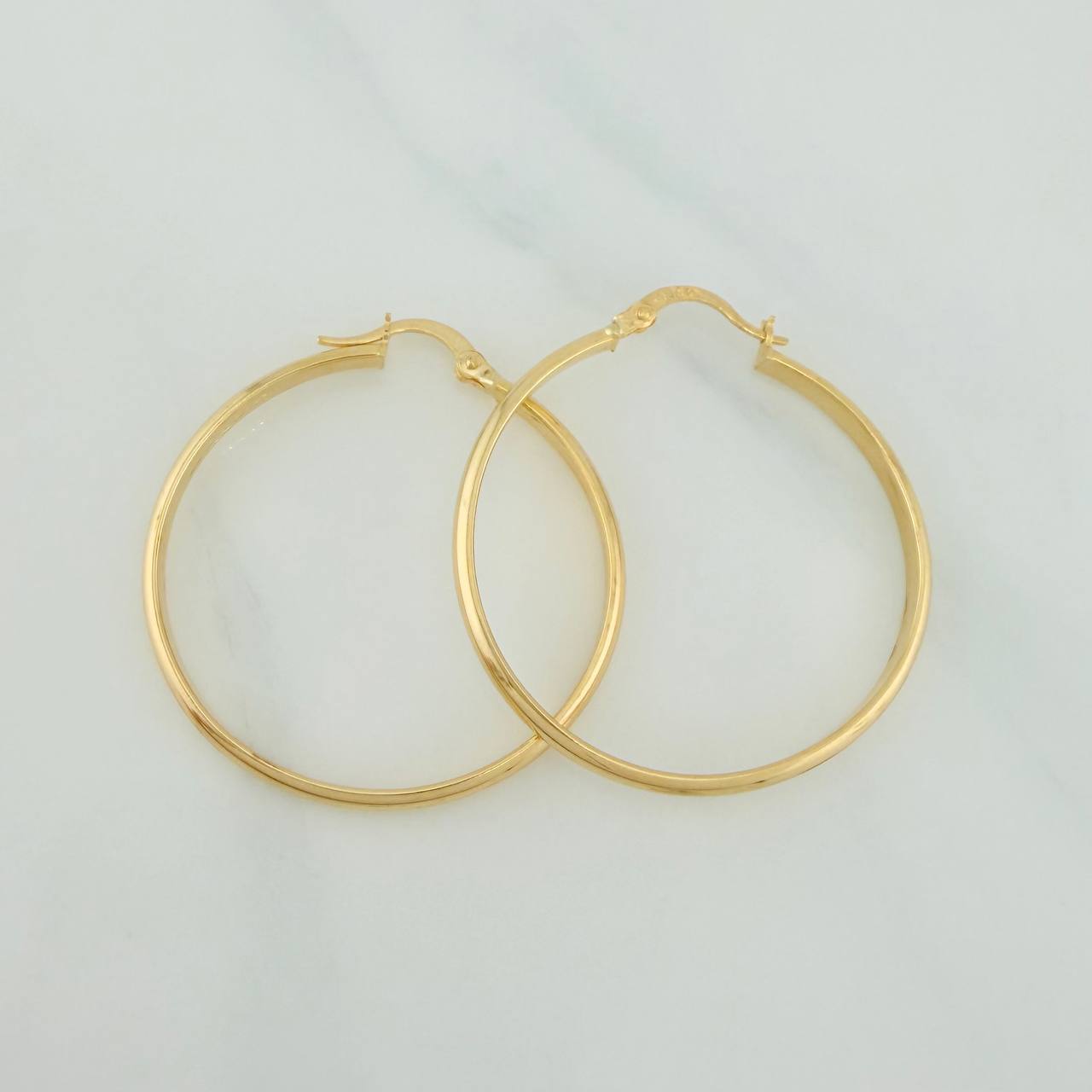 Candongas Nati 2.65gr / 4cm / Oro Amarillo 18K $