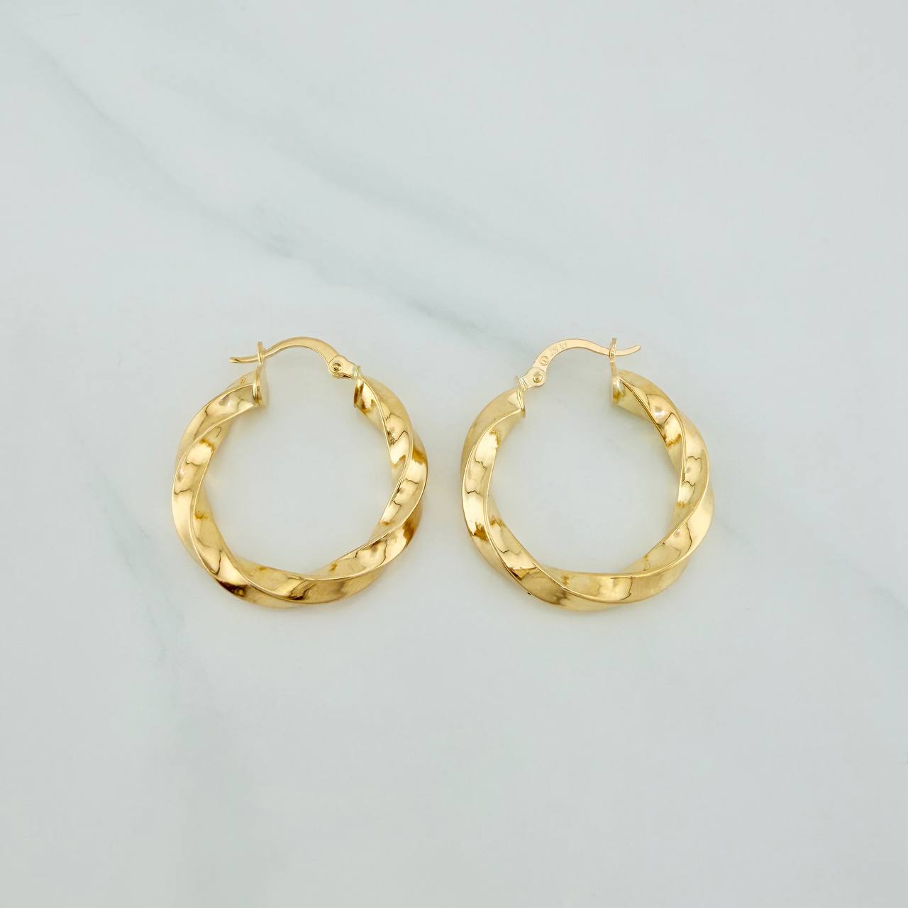 Candongas Lulu 2.65gr / 2.5cm / Oro Amarillo 18K $