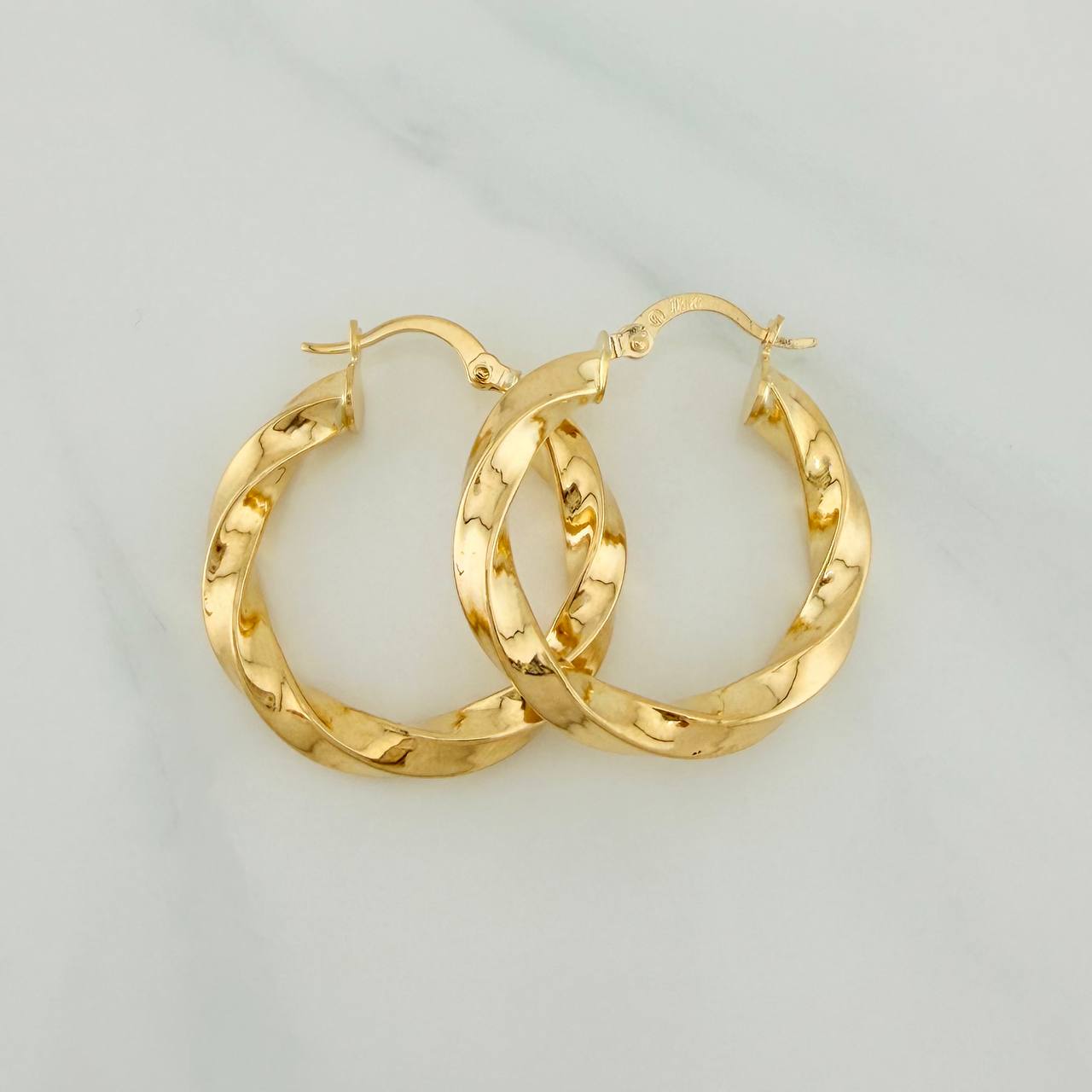 Candongas Lulu 2.65gr / 2.5cm / Oro Amarillo 18K $