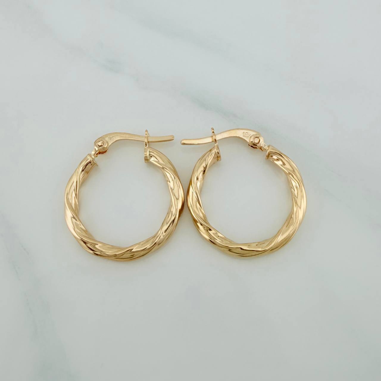 Candongas Sami 1.45gr / 3/4 in / Oro Amarillo 18K &