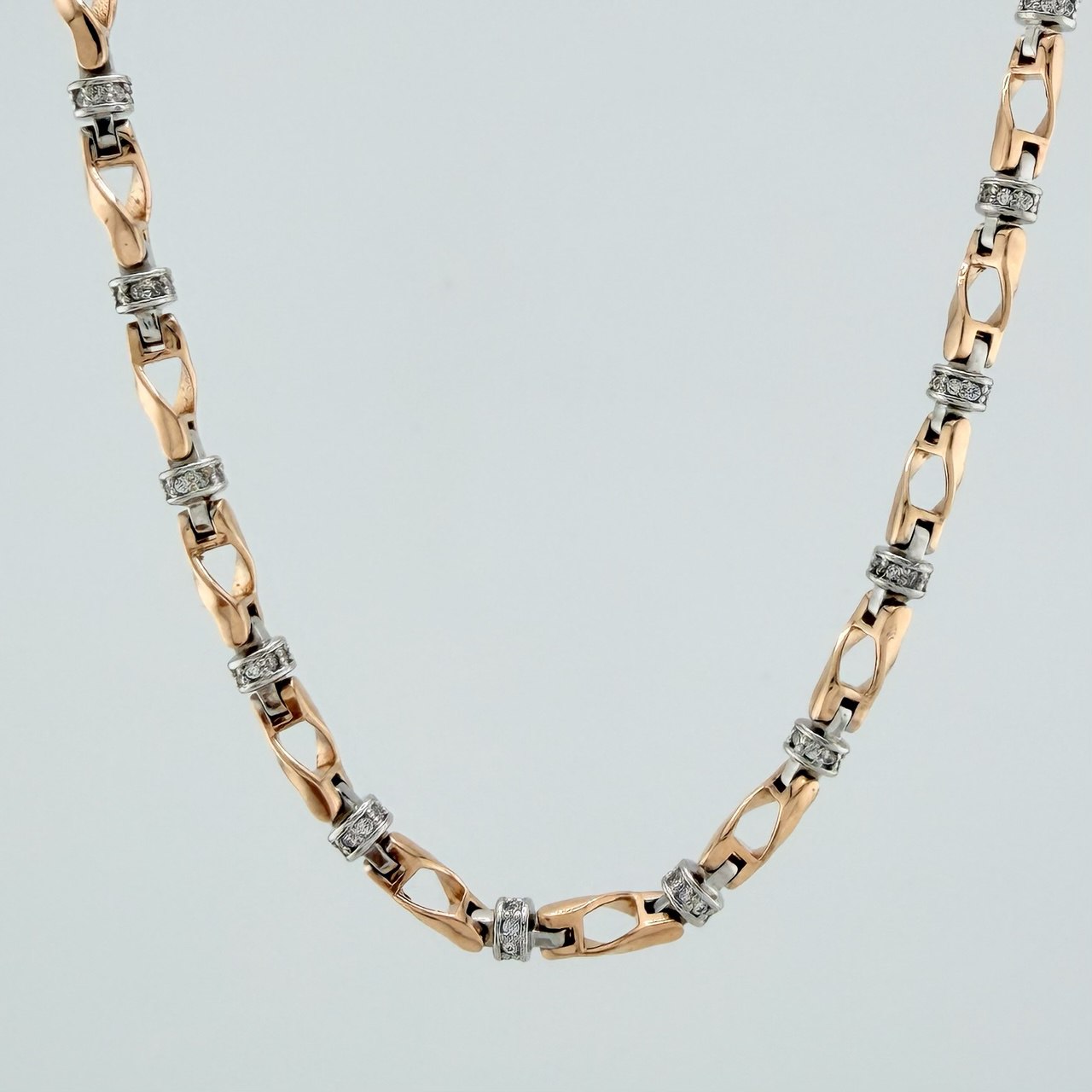 Cadena Rustica Nautilius 51.6gr / 27 3/4 in / 4.2mm Dos Oros Blanco Rosa 18K $