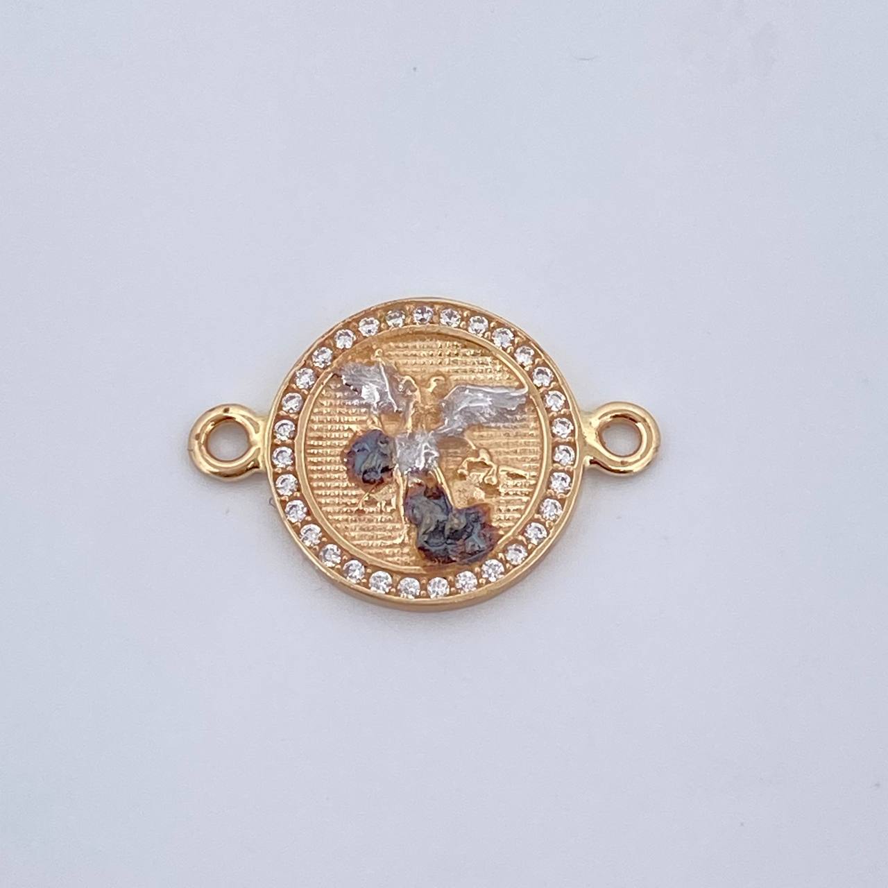Herraje San Miguel Arcangel 2.35gr / 1.5cm / Circones Blancos Tres Oros 18K &