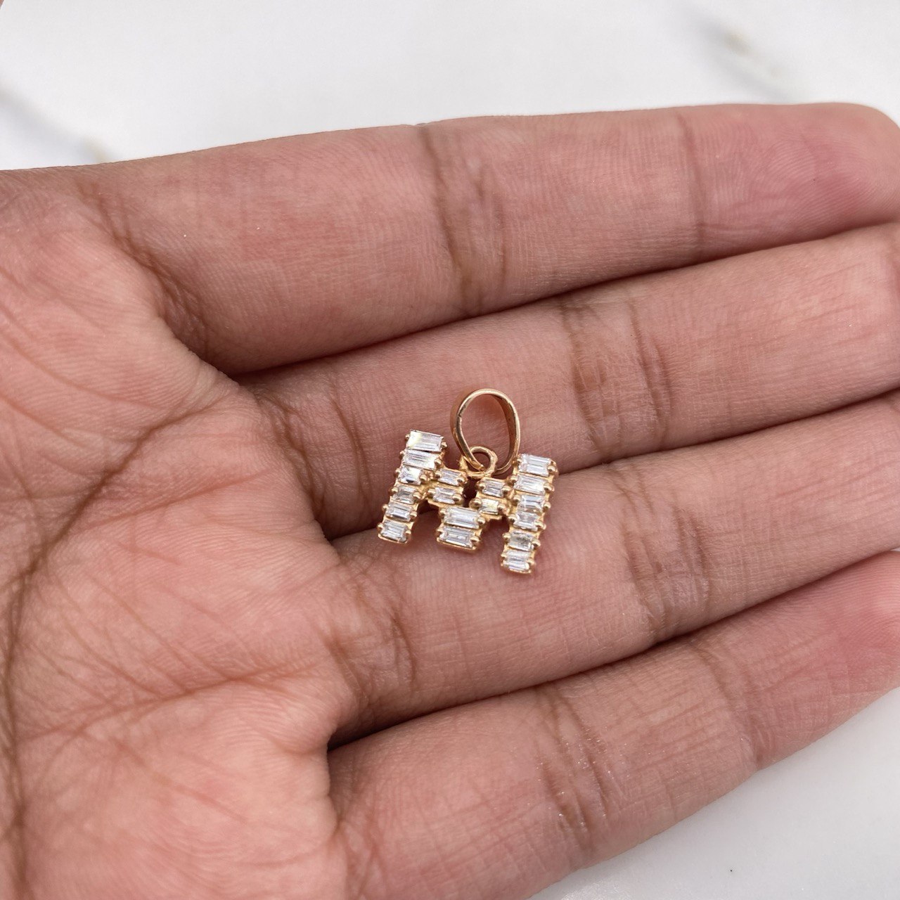 Pendant Letter M 1.7gr / 1.4cm / White Zircons 18K Rose Gold #