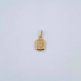 Dije Letra V 0.35gr / 1.5cm / Liso Oro Amarillo 18K &