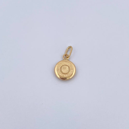 Pendant Letter O 0.5gr / 1.5cm / 18K Yellow Gold Medal &