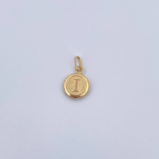 Pendant Letter I 0.45gr / 1.5cm / 18K Yellow Gold Medal &