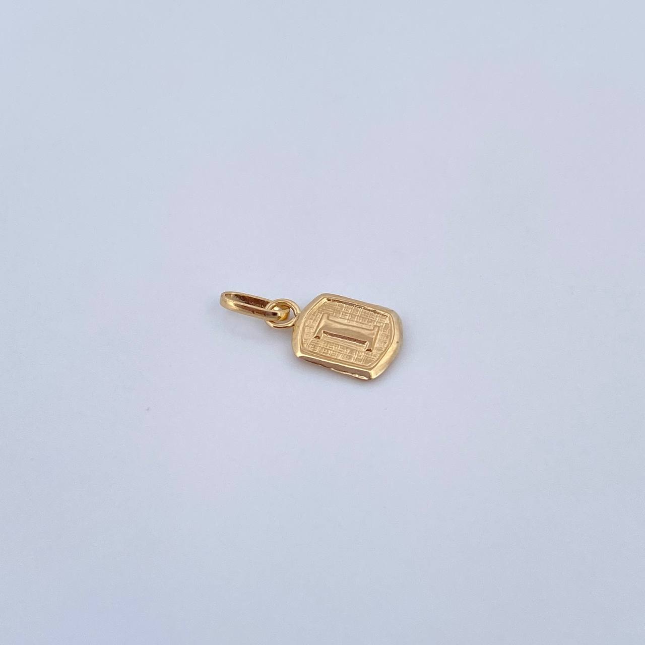 Pendant Letter I 0.35gr / 1.5cm / Smooth 18K Yellow Gold &