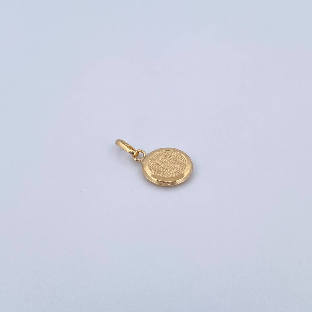 Pendant Letter F 0.45gr / 1.5cm / 18K Yellow Gold Medal &