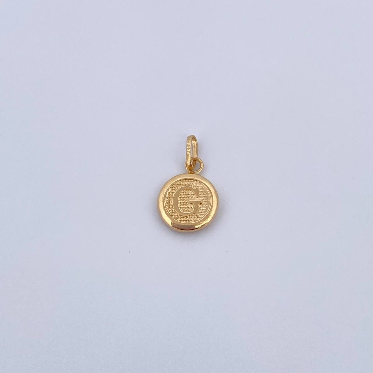 Pendant Letter G 0.45gr / 1.5cm / 18K Yellow Gold Medal &