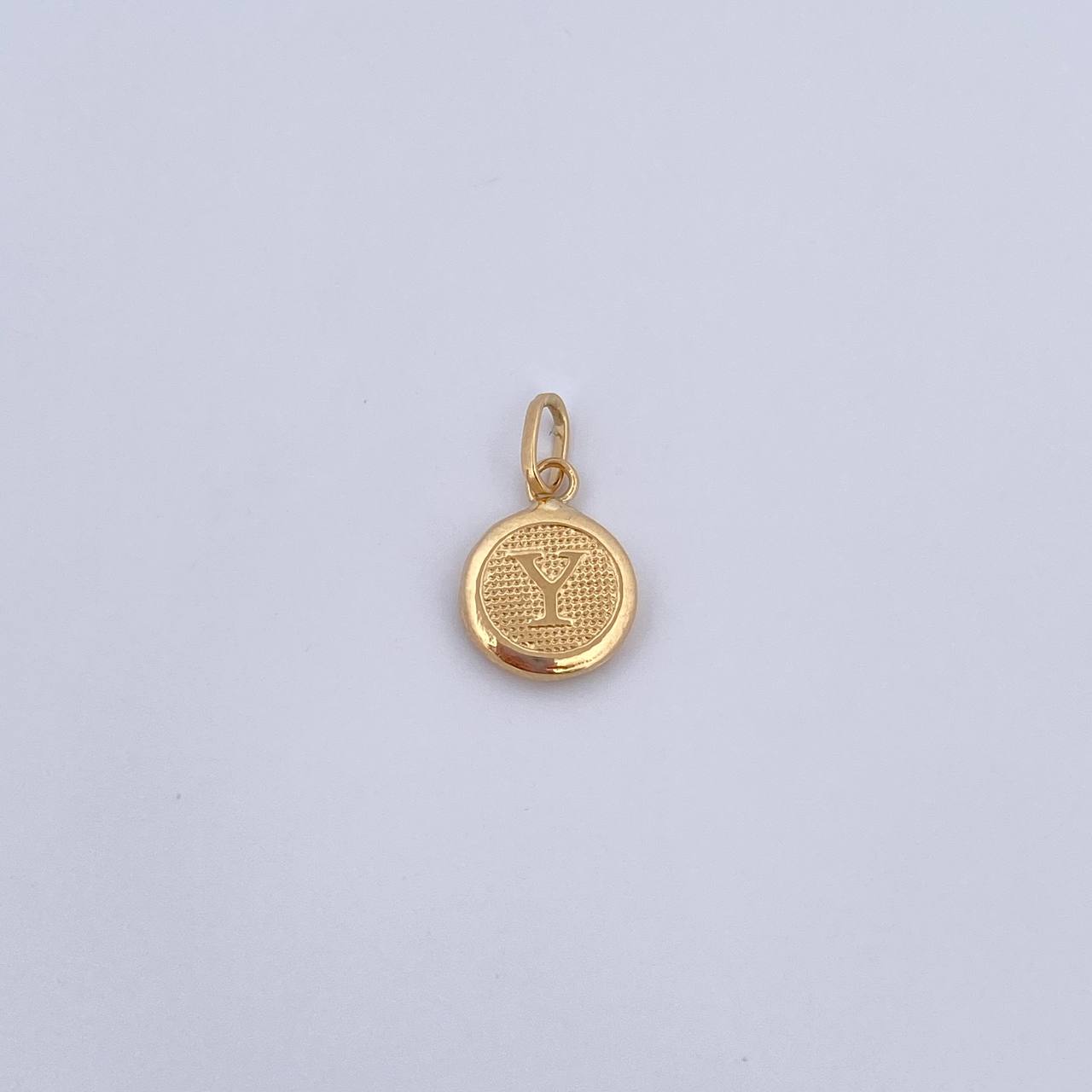 Dije Letra Y 0.45gr / 1.5cm / Medalla Oro Amarillo 18K &
