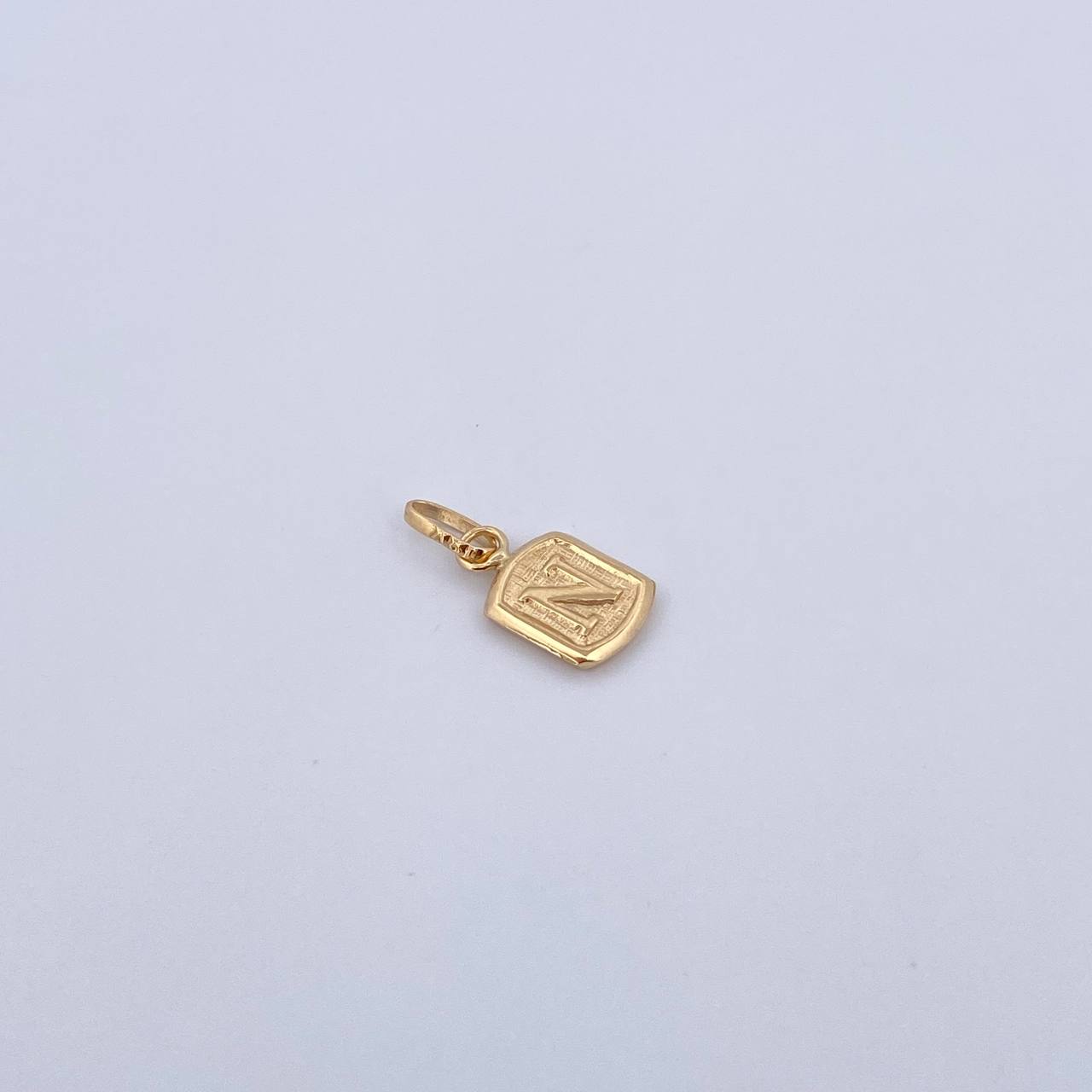 Pendant Letter N 0.3gr / 1.5cm / Smooth 18K Yellow Gold &