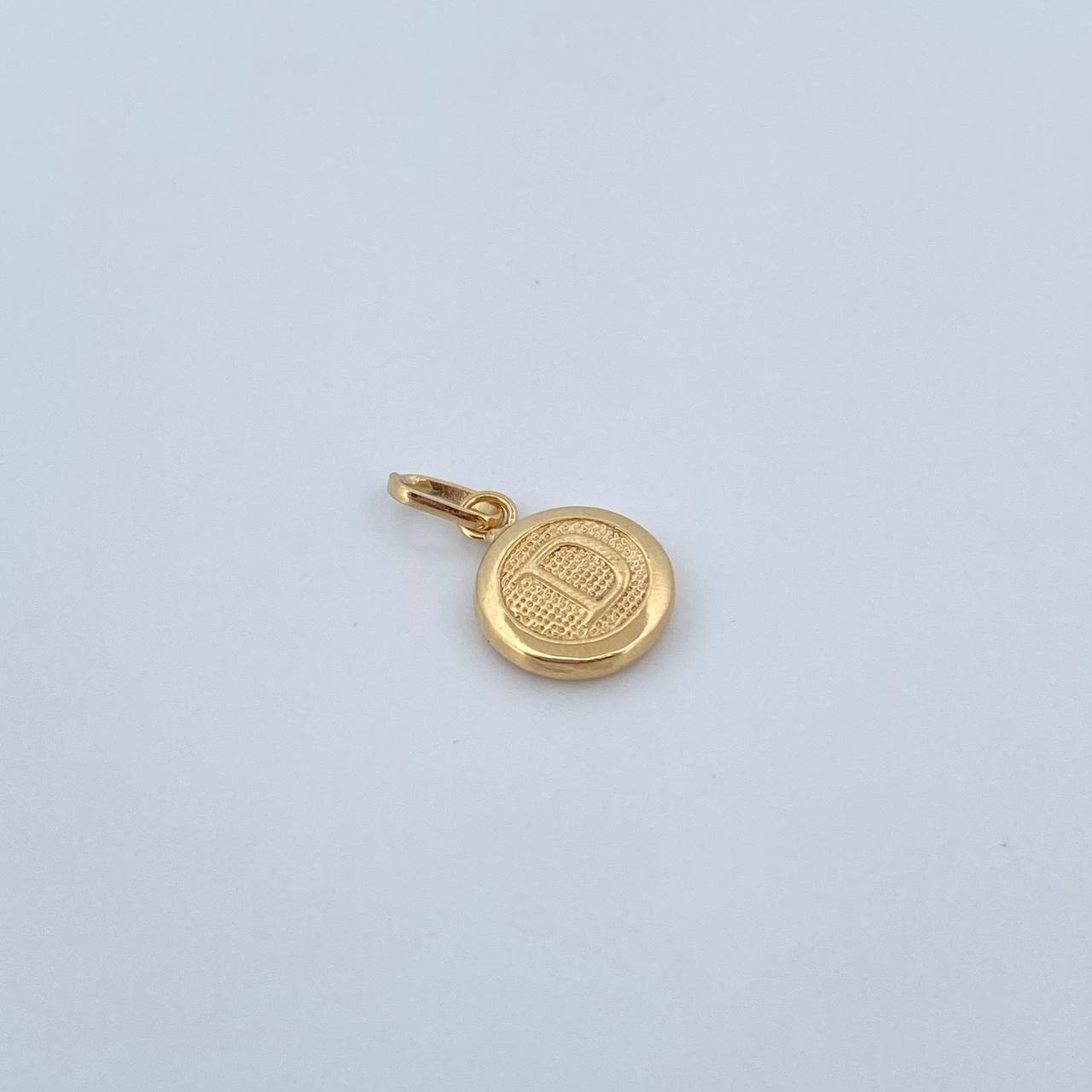 Dije Letra D 0.45gr / 1.5cm / Medalla Oro Amarillo 18K &
