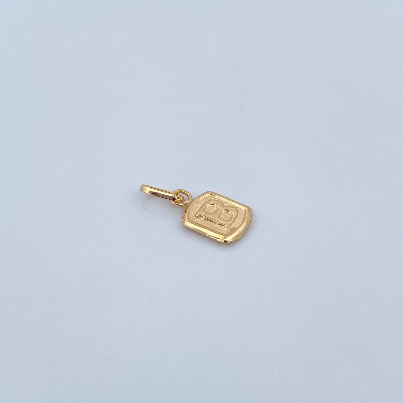 Pendant Letter B 0.3gr / 1.5cm / Smooth 18K Yellow Gold &