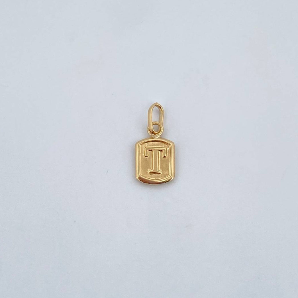 Pendant Letter T 0.35gr / 1.5cm / Smooth 18K Yellow Gold &