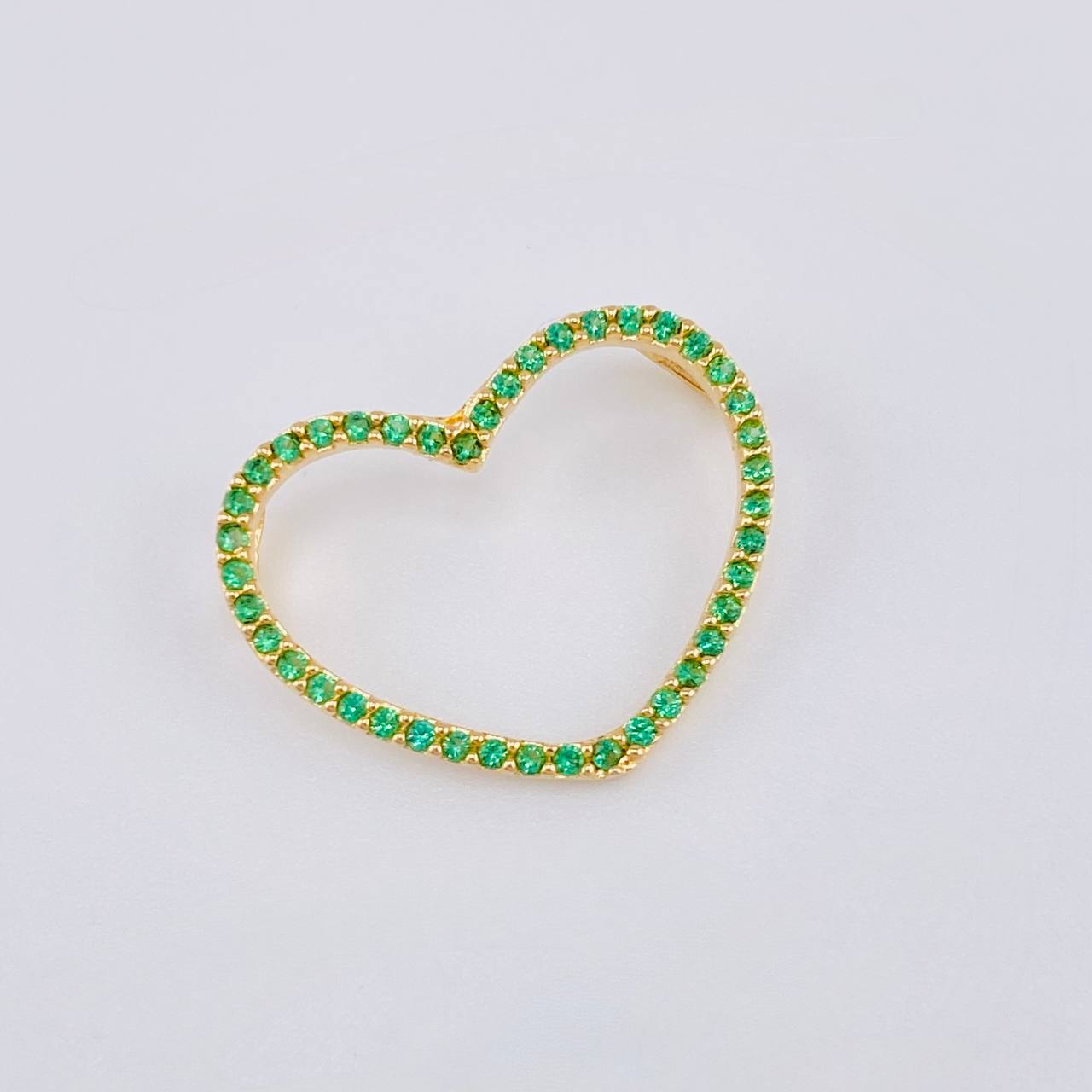 Dije Silueta Corazón 1.05 g / 3/4 in Oro Amarillo 18K