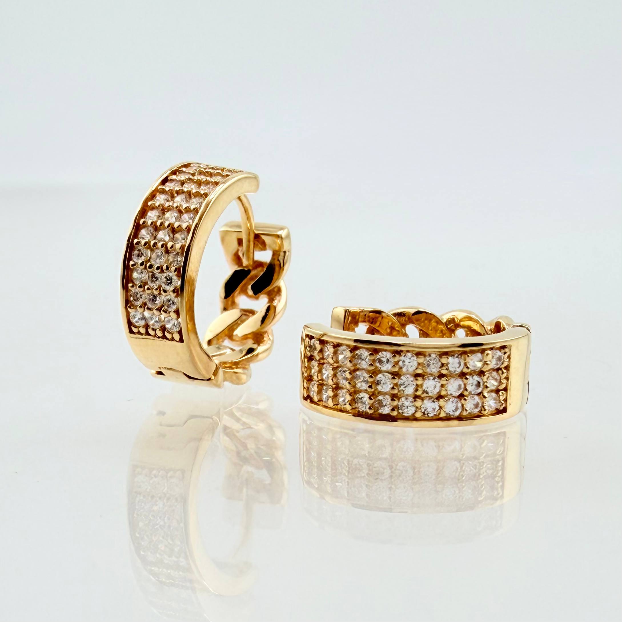 Candongas Cubana Parcial 3.8gr / 1/2 in / Oro Amarillo 18K