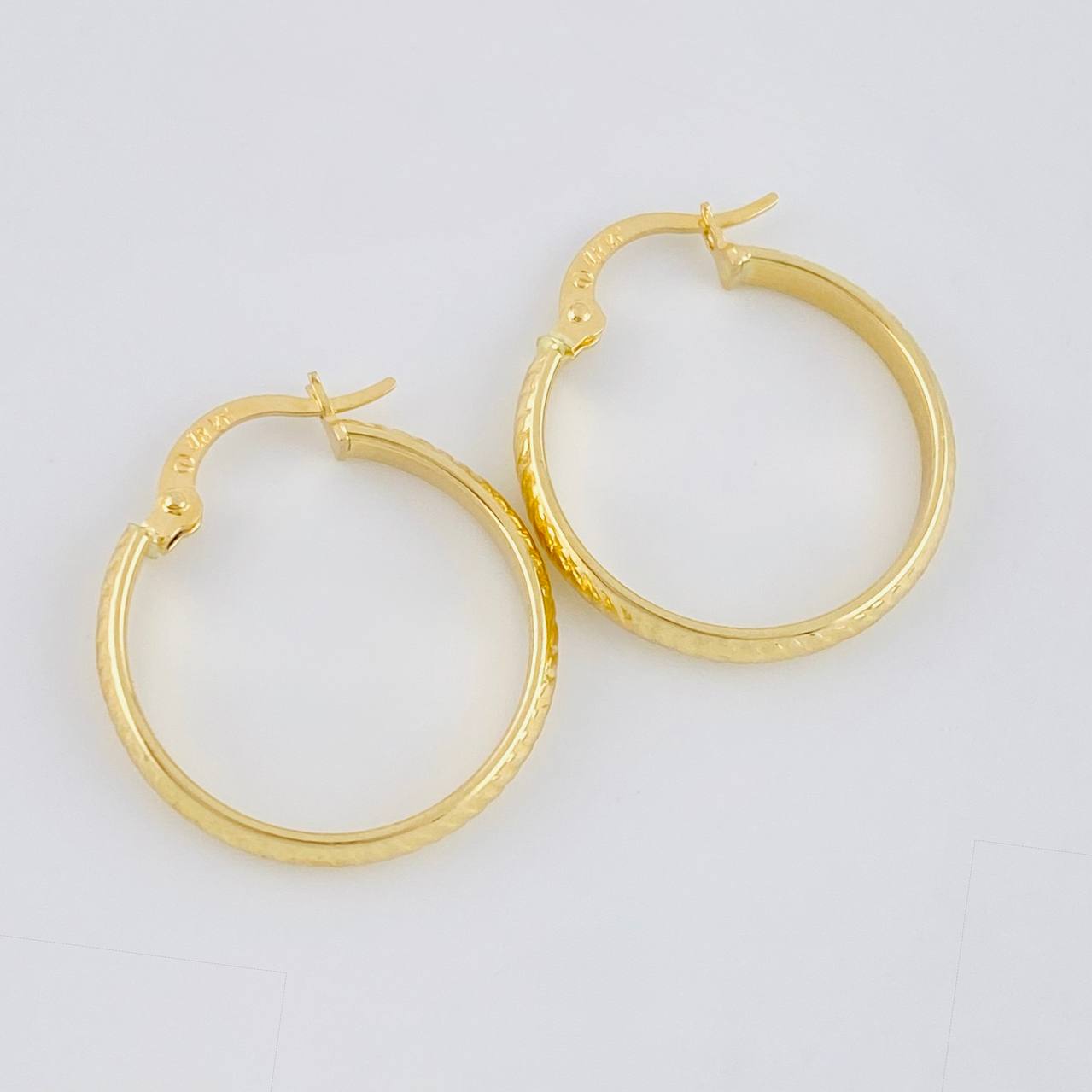 Candongas Nectar 1.45 g / 3/4 in Oro Amarillo 18K