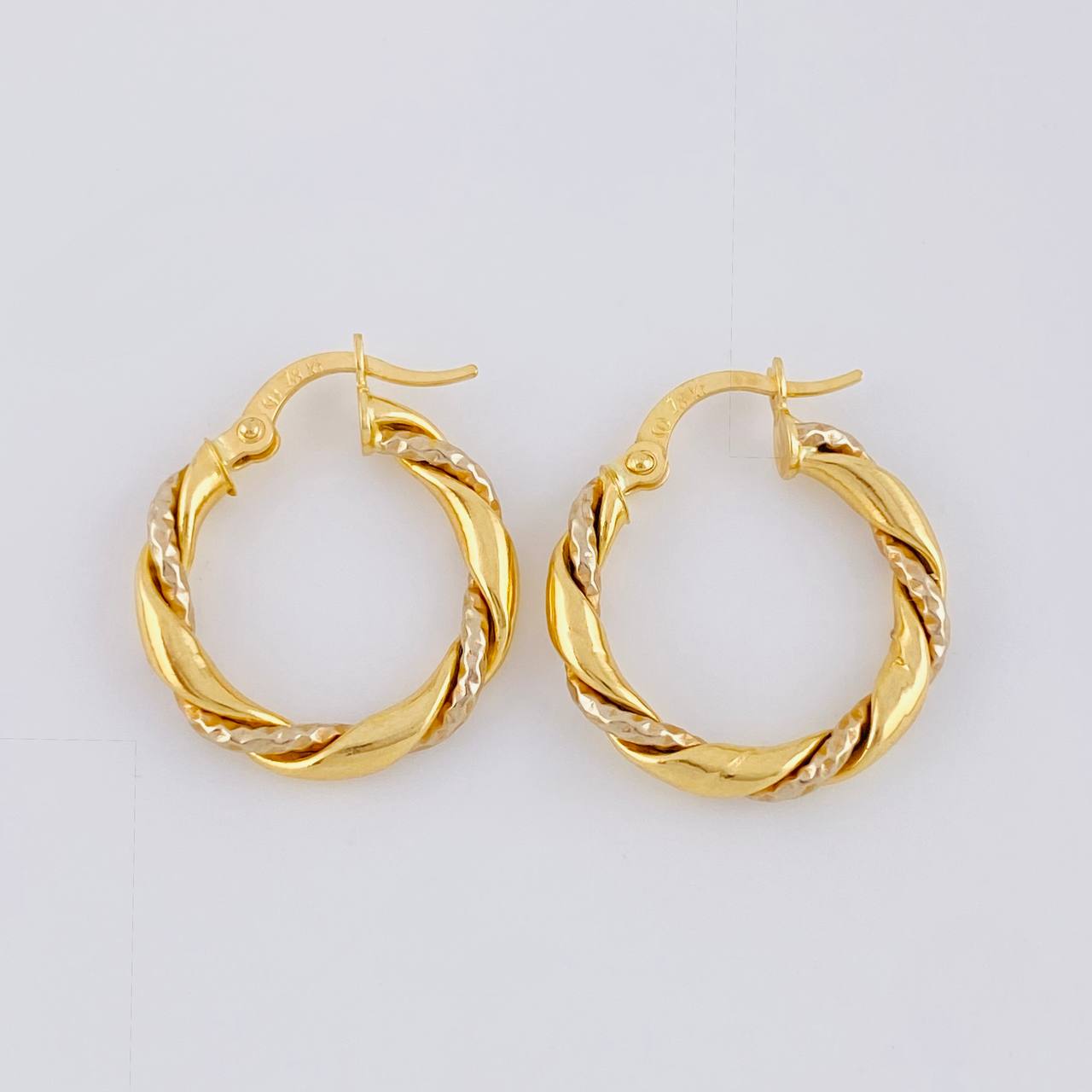 Candongas Lux 2.1 g / 3/4 in Dos Oros Amarillo Blanco 18K