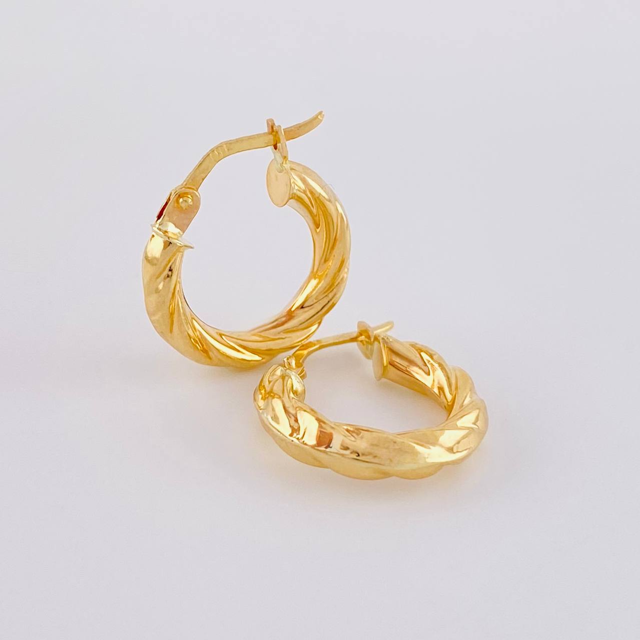 Candongas Mati 1.65 g / 3/4 in Oro Amarillo 18K